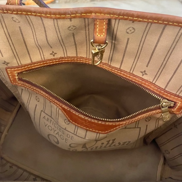 Louis Vuitton Neverfull Monogram Mm bag - Picture 14 of 15